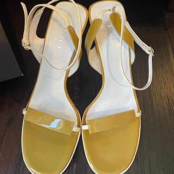 Gucci Heels (Size: 39.5) - Picture 2 of 9